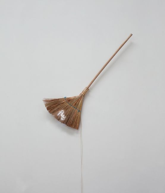 Fly by Zhou Wendou contemporary artwork Sculpture