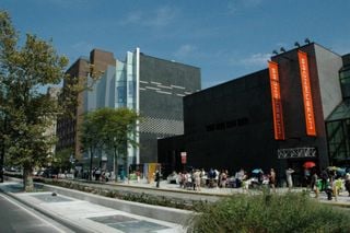 The Bronx Museum contemporary art institution in