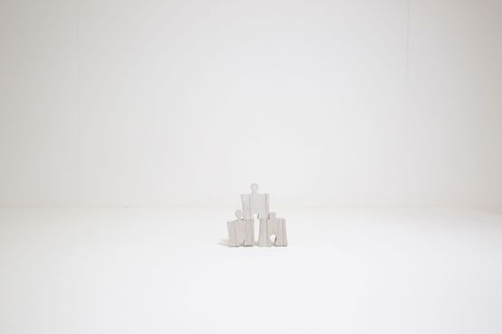 Simple relationship by Kenji Ide contemporary artwork Sculpture