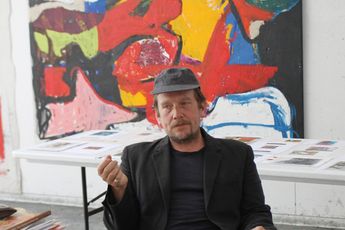 Joe Bradley contemporary artist