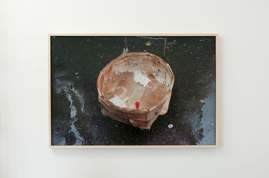 When square becomes circle by Shimabuku contemporary artwork Photography
