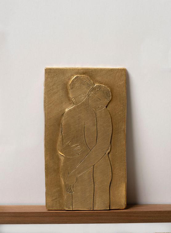 Hug by Alessandro Teoldi contemporary artwork Sculpture