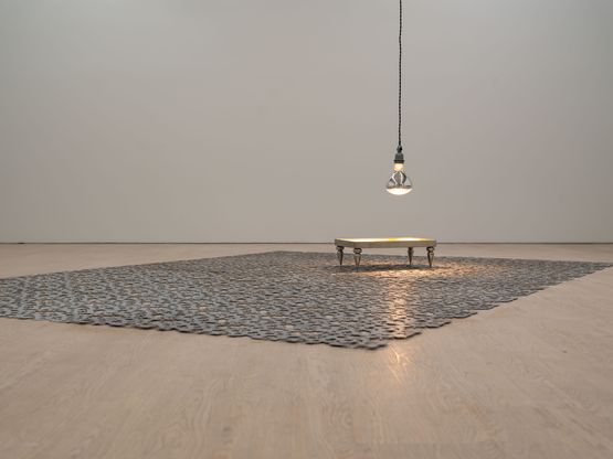 The Sting by Li Qinyang contemporary artwork Installation