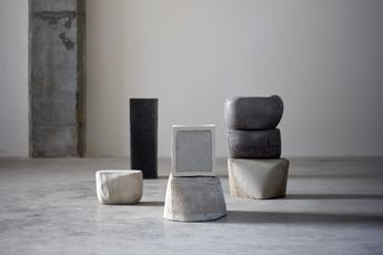 Contemporary art exhibition Lucia Bru Rien ne change de forme comme les nuages si ce nest les rochers at Axel Vervoordt Gallery Antwerp Belgium