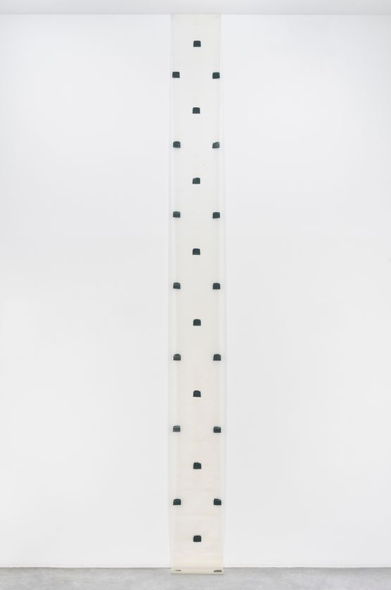 Empreintes de Pinceau n50 repetees a intervalles reguliers de 30 cm Septembre 1978 by Niele Toroni contemporary artwork Painting