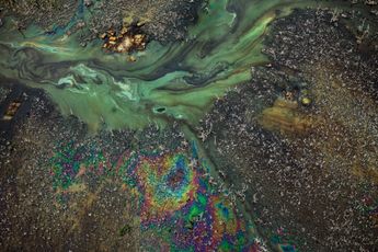 Edward Burtynsky contemporary artist