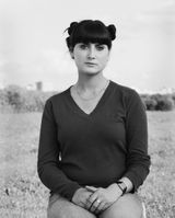 Monalisen der Vorstadte Olga Minsk by Ute Mahler  Werner Mahler contemporary artwork photography