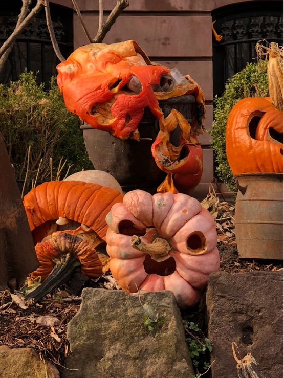 Jack-o-lanterns by Roe Ethridge contemporary artwork Photography
