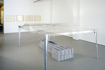 Robert Grosvenor contemporary artist