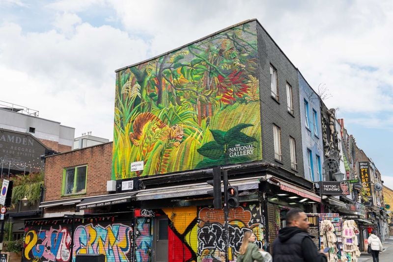 Eye Of The Tiger Londons National Gallery Unveils First Of Many Massive Murals