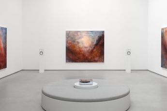 Contemporary art exhibition Oliver Beer Resonance Paintings The Cave at Thaddaeus Ropac Paris Marais France