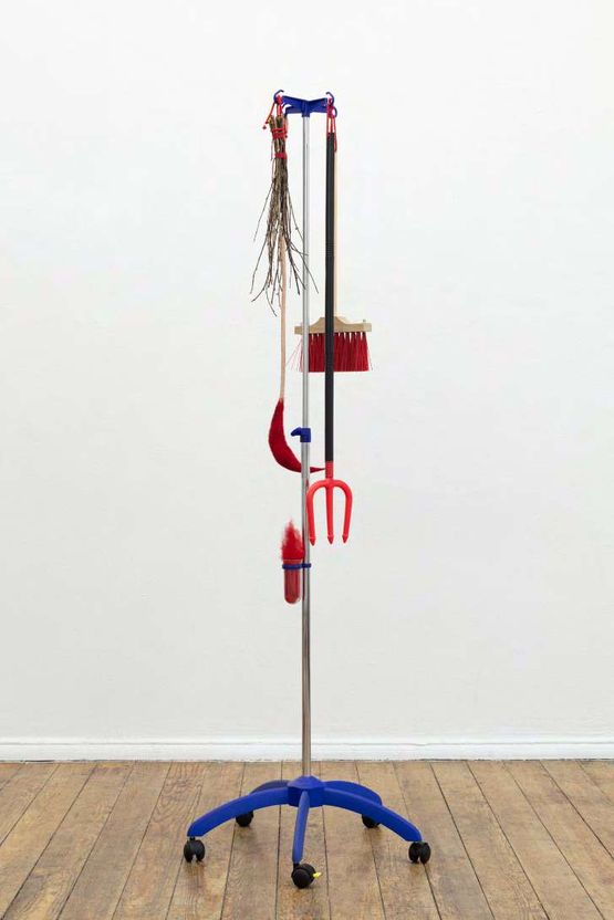 Aid by Iz Oztat contemporary artwork Sculpture