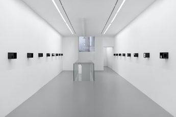 Contemporary art exhibition Elizabeth Jaeger Prey at Mennour 6 Rue du Pont de Lodi France