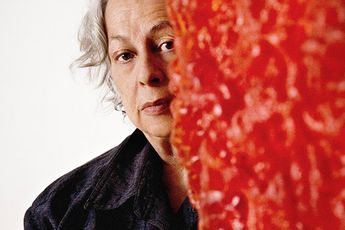 Lynda Benglis contemporary artist