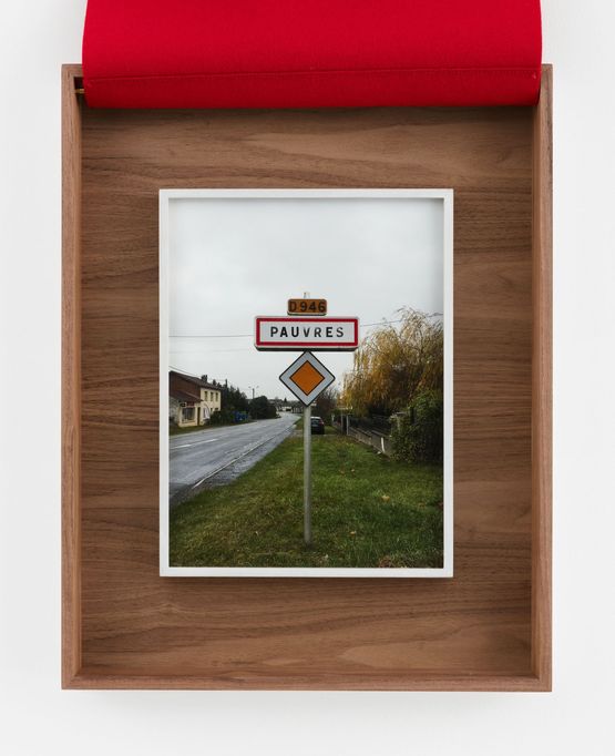 Pauvres by Sophie Calle contemporary artwork Photography