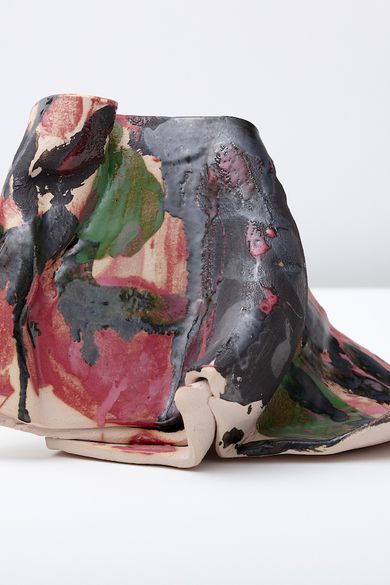 Lynda Benglis: Sculpture on Its Own Terms
