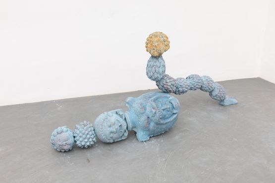 O Encantador by Estevan Davi contemporary artwork Sculpture