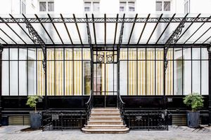 David Zwirner contemporary art gallery in Paris France