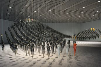 Magdalene A.N. Odundo contemporary artist