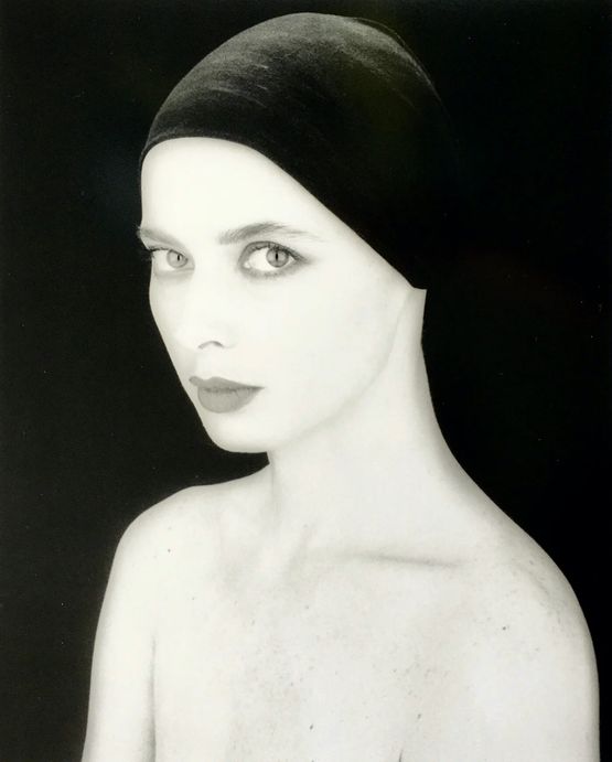 Isabel Rossellini - 1988 by Robert Mapplethorpe contemporary artwork Print