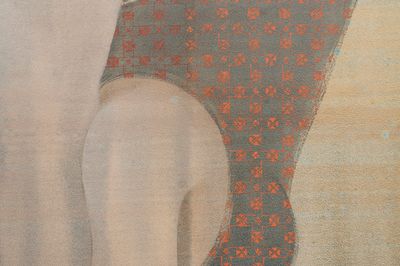 Hayv Kahramana  Back Fold