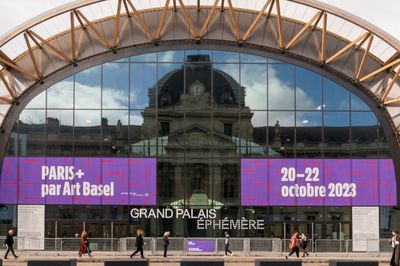 Au Revoir Paris Par Art Basel. Bienvenue Art Basel Paris