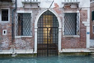 Venice contemporary art gallery in