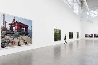 アート・デザイン・音楽 still thomas struth アート・デザイン・音楽 still thomas struth アート・デザイン
