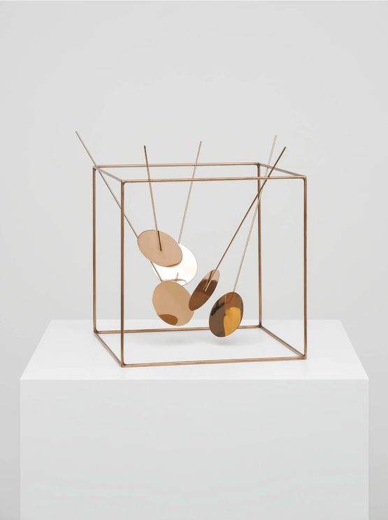 Volante by Lygia Pape contemporary artwork Sculpture