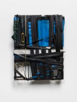 Pelo morrao Through the Hill da serie from the series Trap by Allan Weber contemporary artwork sculpture