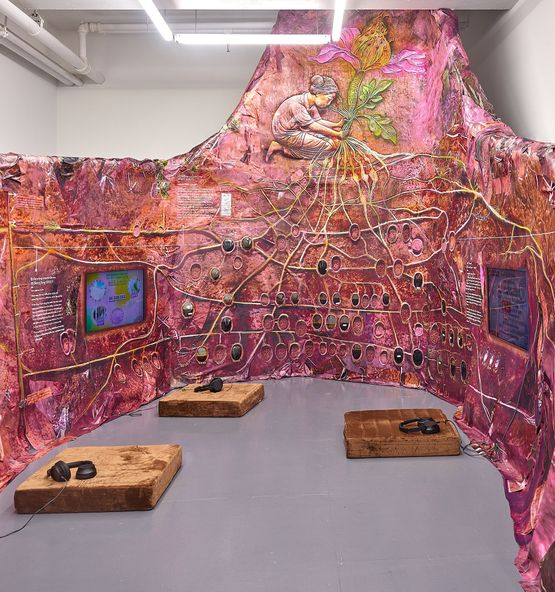 絵画 R.I.P. Korea Couple Who Defaced $400,000 Painting in South Korea Thought It Was