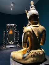 Who are you  by Li Wei contemporary artwork sculpture
