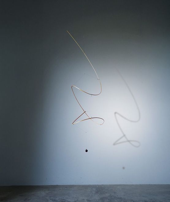 Air liner 02 by Laurent Martin Lo contemporary artwork Sculpture