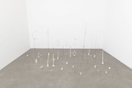 Risco by Brisa Noronha contemporary artwork Sculpture