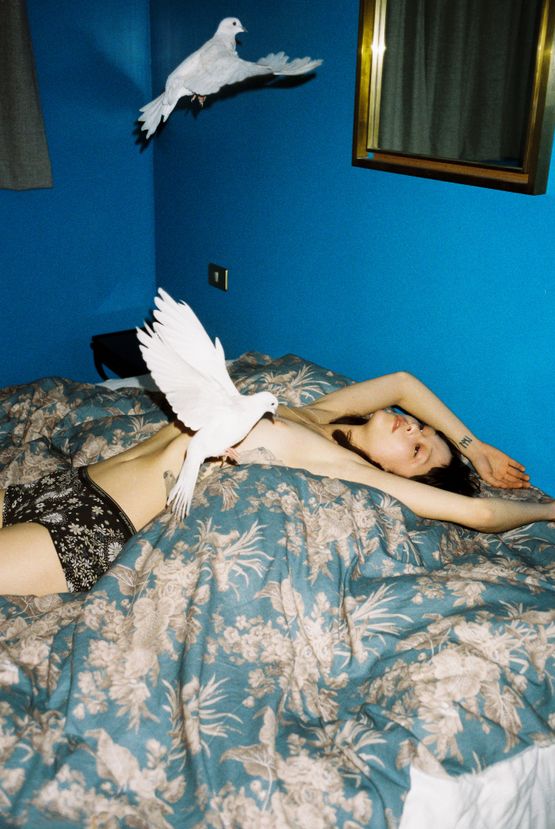 Grand Amour - Meimeis Flying by Lin Zhipeng contemporary artwork Print