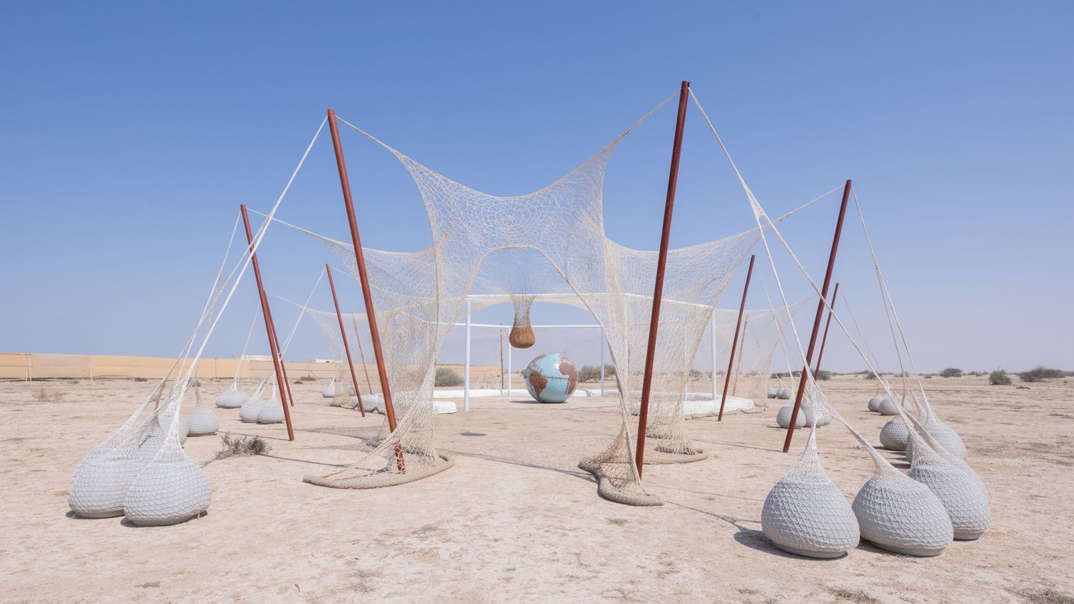 ERNESTO NETO