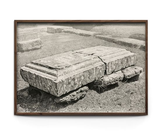 Defendere la poesia Poemas sobre ruinas IX  WillDefend Poetry Poems on Ruins IX by Jorge Mendez Blake contemporary artwork Works on Paper