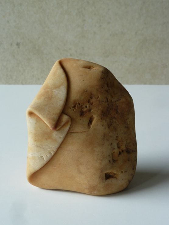 Paquete by Jose Manuel Castro Lopez contemporary artwork Sculpture