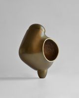 K. Butt by An Te Liu contemporary artwork sculpture