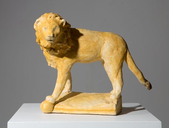 Lion by Linda Marrinon contemporary artwork Sculpture