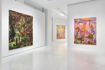 Contemporary art exhibition Gregor Gleiwitz sun script at SETAREH Dusseldorf Germany
