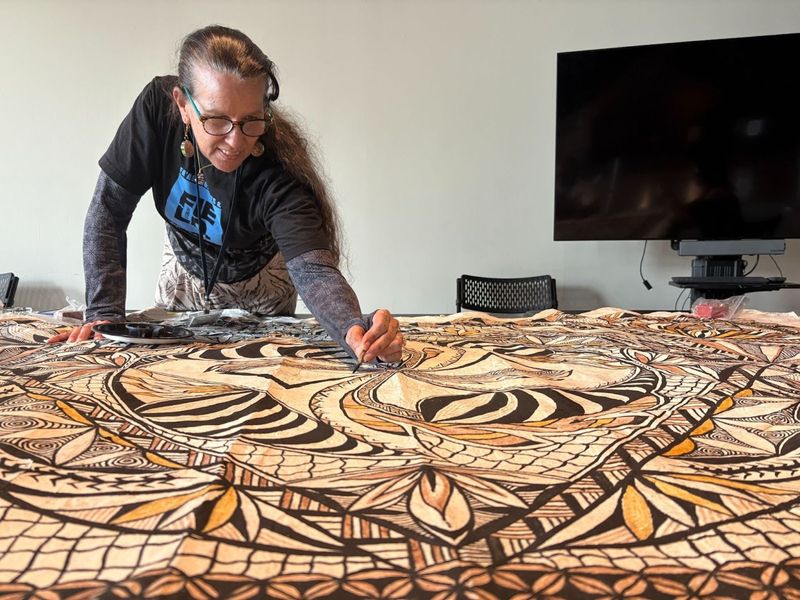 Chicagos Field Museum Sheds Light on TraditionalArt of American Samoa