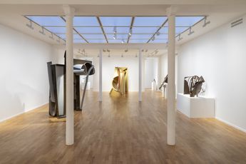 Contemporary art exhibition Anthony Caro More real more felt at Templon 30 rue Beaubourg Paris France