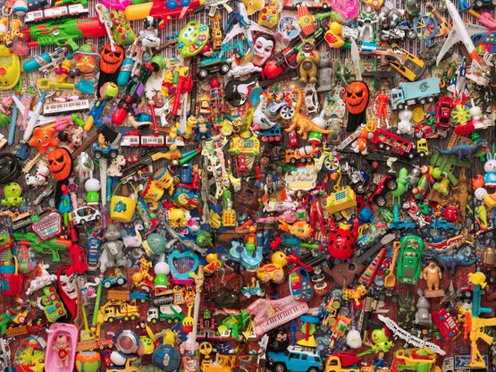 Plastic Toys by Liu Bolin contemporary artwork Photography