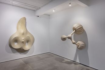 Contemporary art exhibition Angelo Venosa quasi at Galeria Nara Roesler Rio de Janeiro Brazil