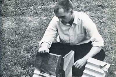 Carl Andre Giant of Minimalism Dies at 88