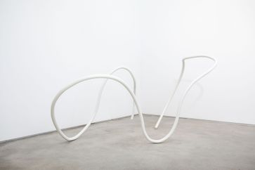 Tomie Ohtake contemporary artist