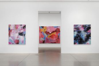 Contemporary art exhibition Zhou Li Seeing the world in one flower a universe unfolds at White Cube Seoul South Korea