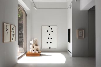Contemporary art exhibition Antonio Gonzalez Antonio Gonzalez at Alzueta Gallery Turo Spain