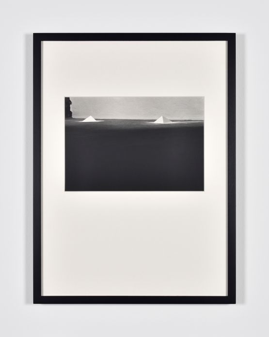 Pigment geschichtet by Lothar Baumgarten contemporary artwork Photography